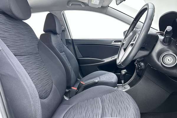 2018 Hyundai Accent Sport RB6