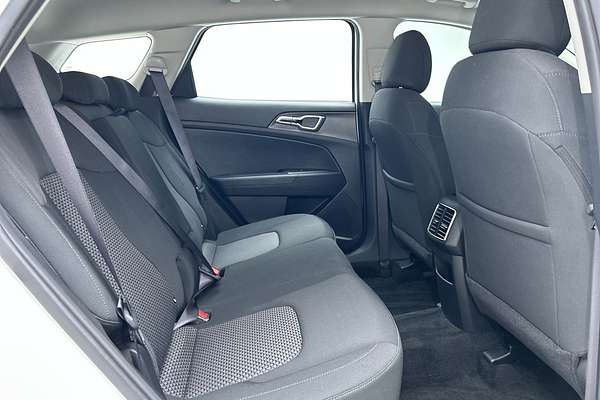 2024 Kia Sportage S NQ5