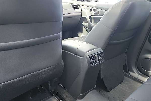 2017 Nissan Rogue SV Hybrid