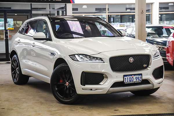 2017 Jaguar F-PACE 35t S X761
