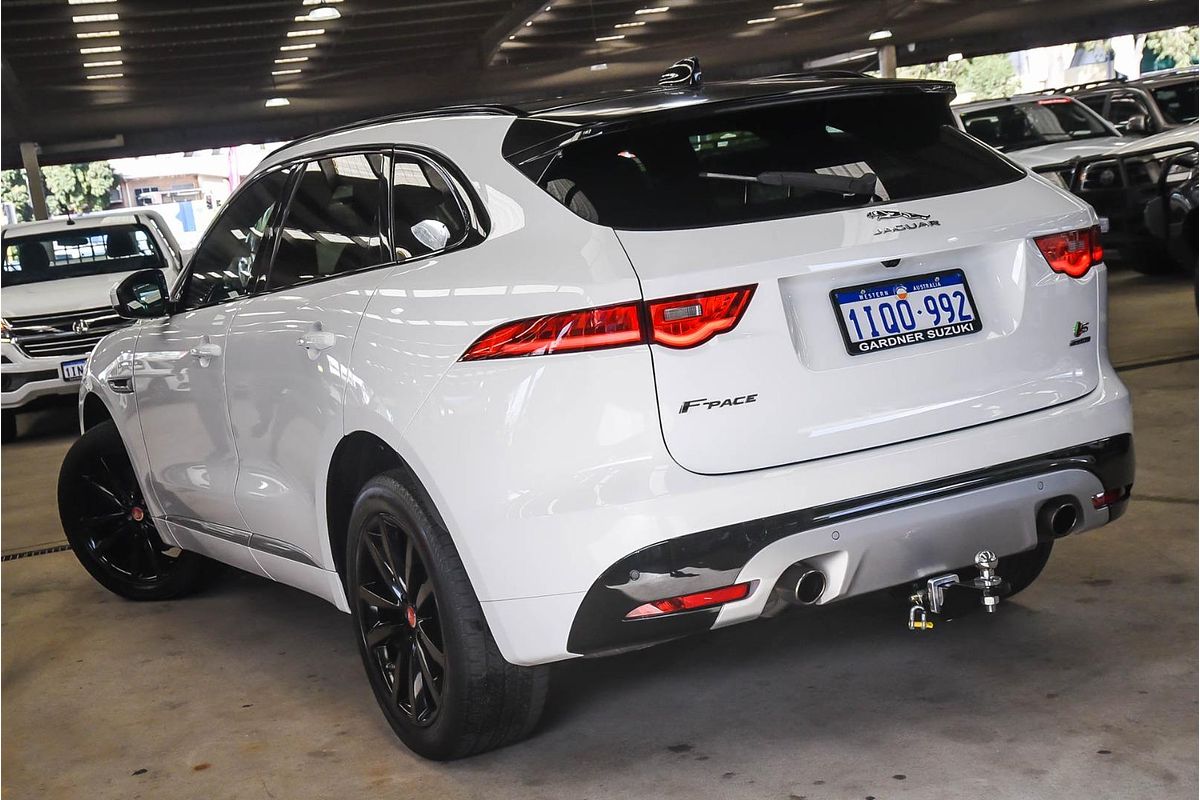 2017 Jaguar F-PACE 35t S X761