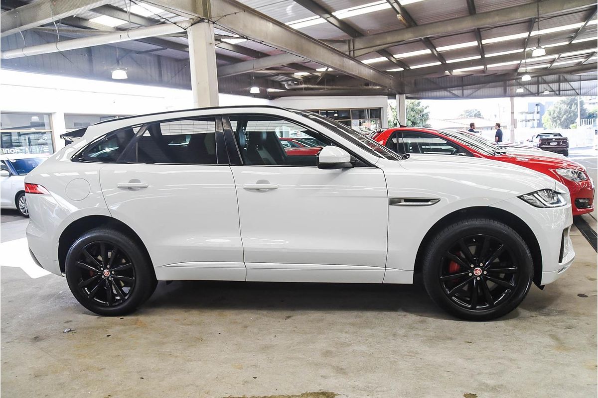 2017 Jaguar F-PACE 35t S X761