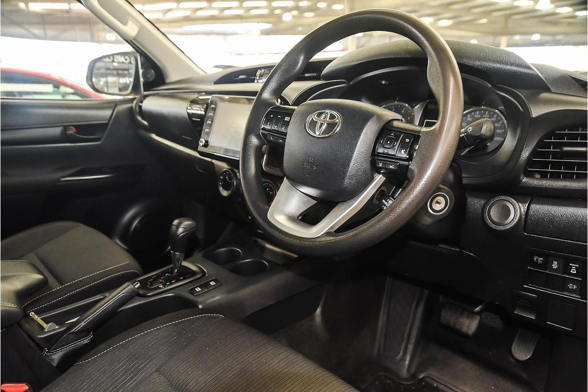 2021 Toyota Hilux SR GUN126R 4X4
