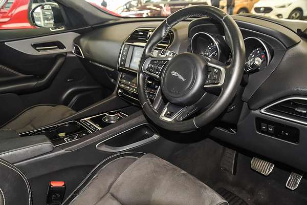 2017 Jaguar F-PACE 35t S X761