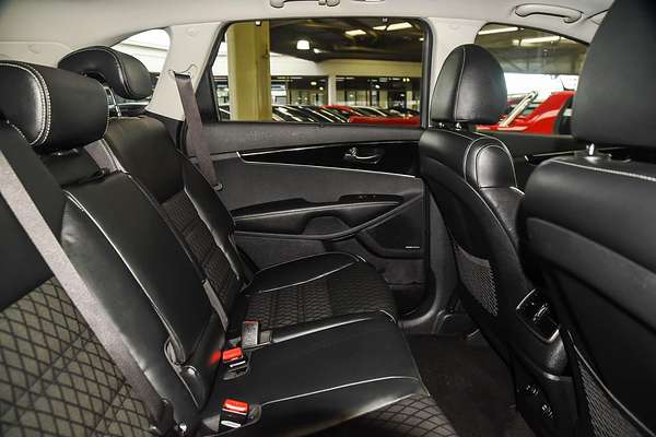 2020 Kia Sorento GT-Line UM