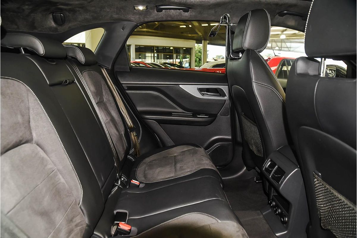 2017 Jaguar F-PACE 35t S X761