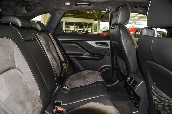 2017 Jaguar F-PACE 35t S X761