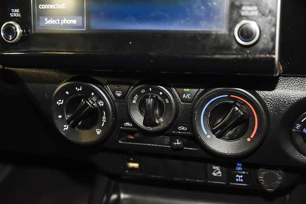 2021 Toyota Hilux SR GUN126R 4X4