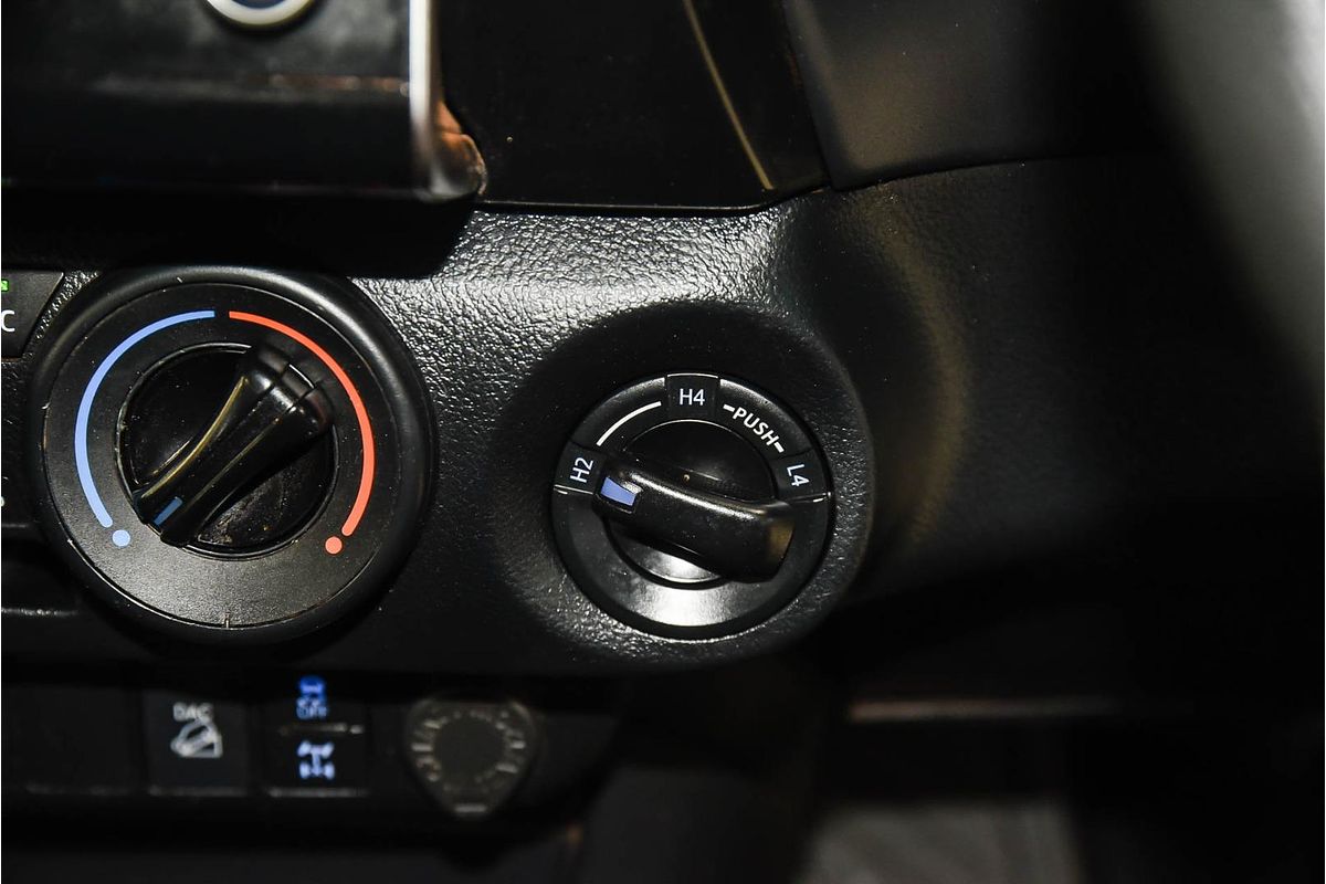 2021 Toyota Hilux SR GUN126R 4X4