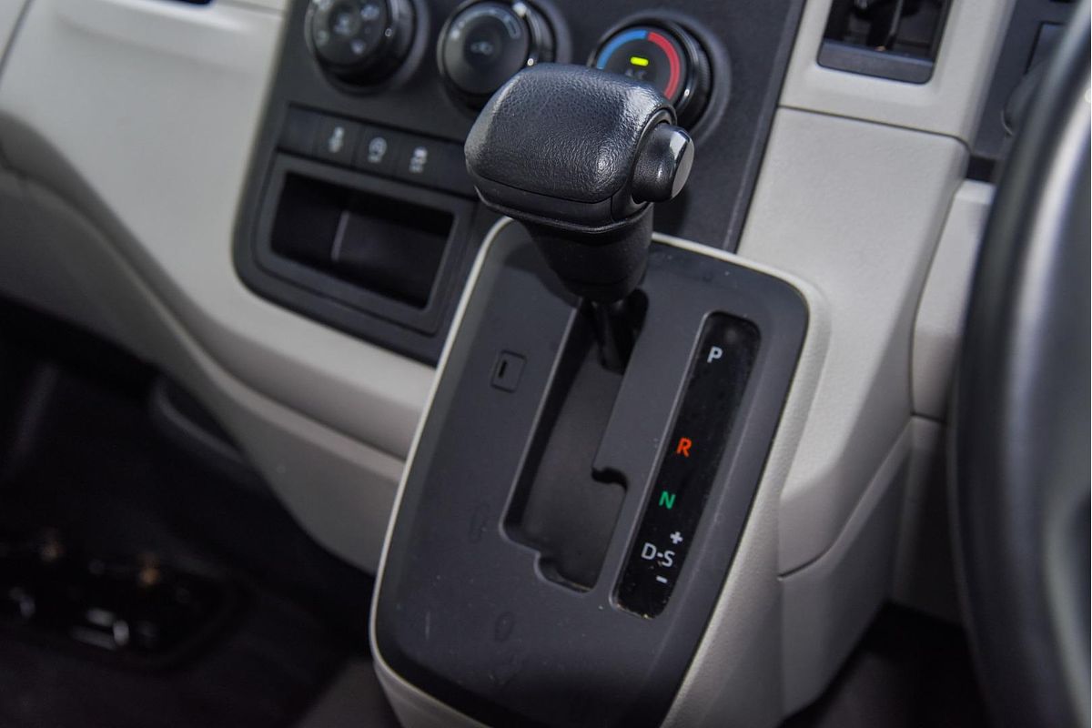 2019 Toyota Hiace GDH300R LWB