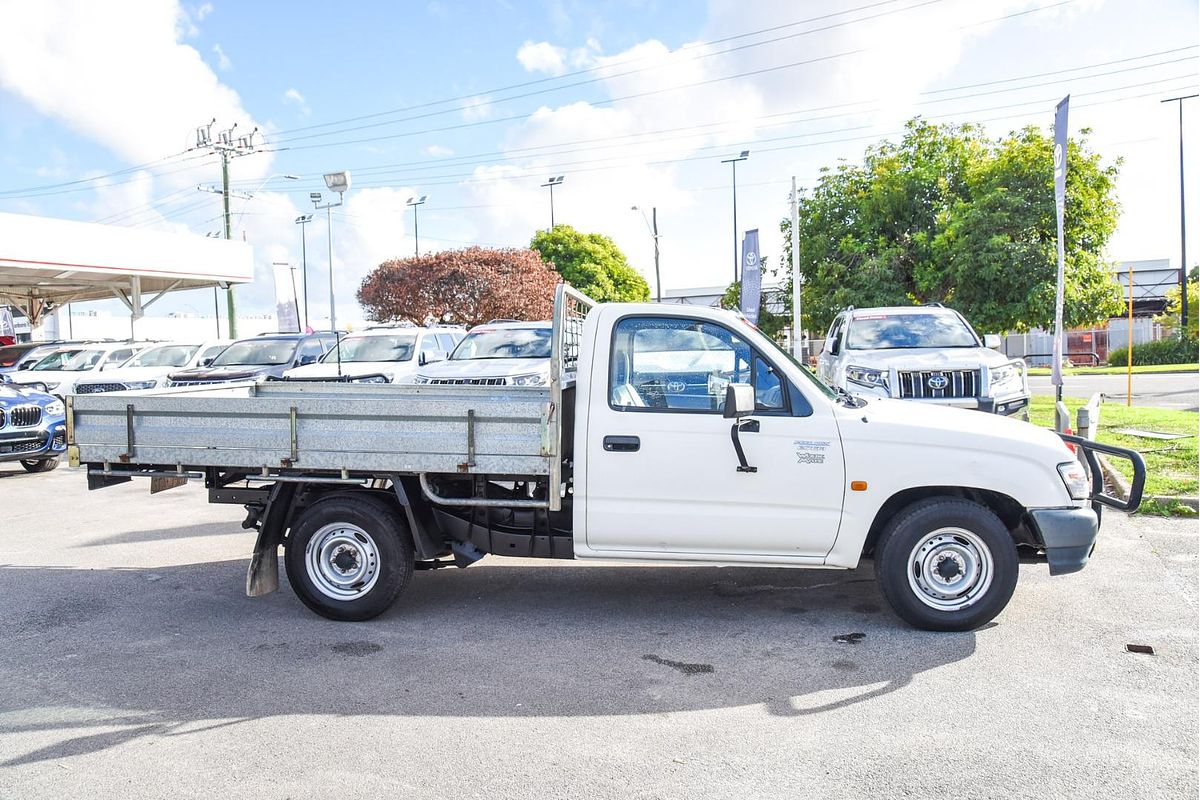 2004 Toyota Hilux RZN149R Rear Wheel Drive