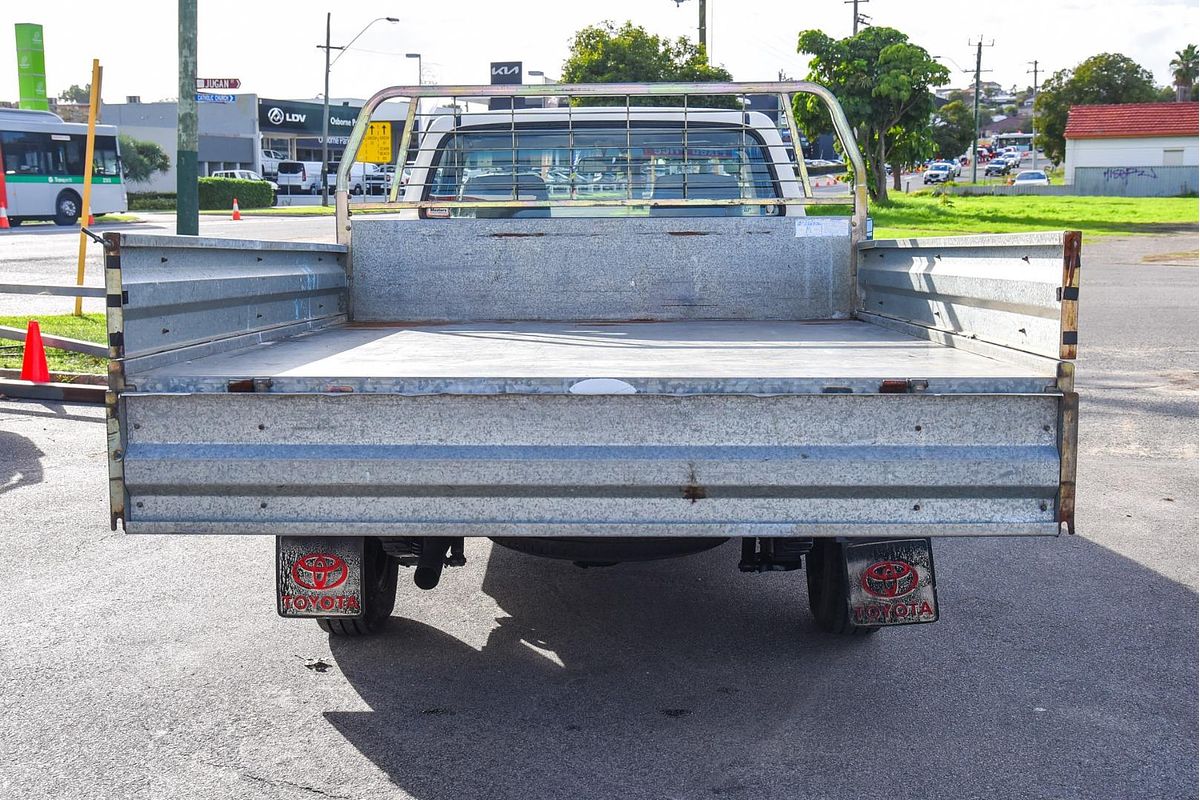 2004 Toyota Hilux RZN149R Rear Wheel Drive