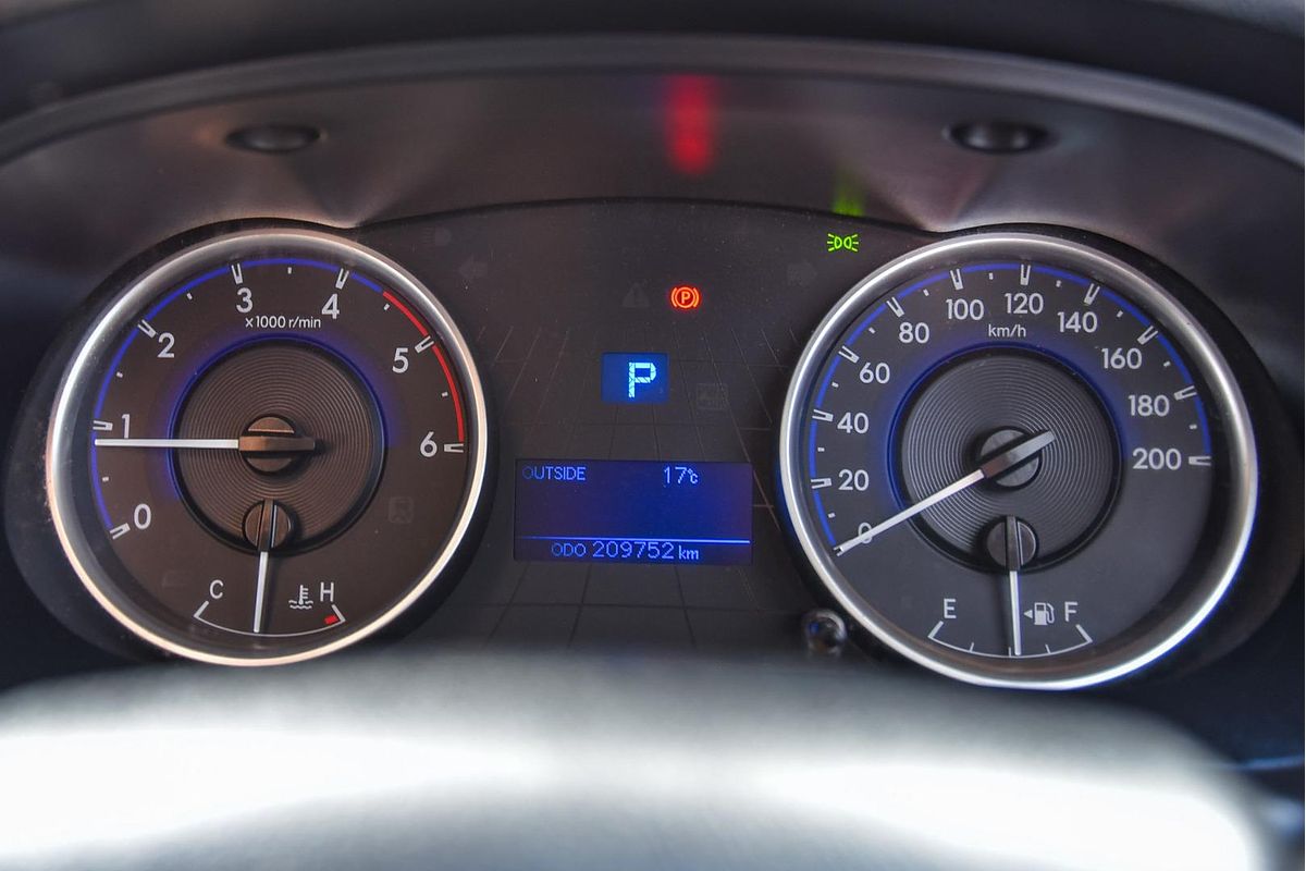 2019 Toyota Hilux SR GUN126R 4X4