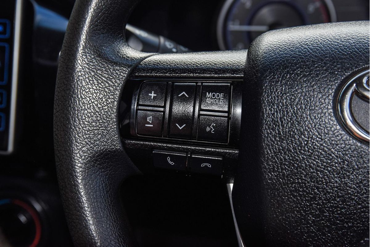 2019 Toyota Hilux SR GUN126R 4X4