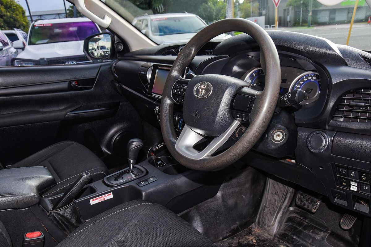 2019 Toyota Hilux SR GUN126R 4X4