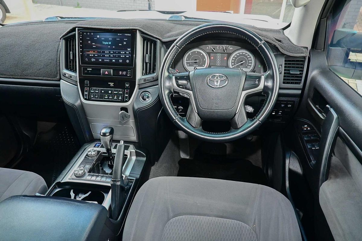 2018 Toyota Landcruiser GXL VDJ200R