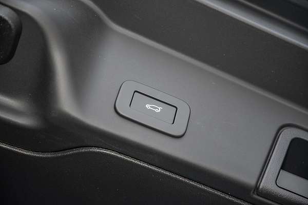 2024 Land Rover Range Rover Evoque P250 Dynamic HSE L551