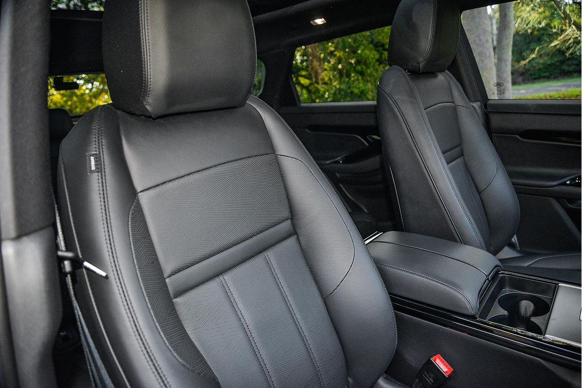 2024 Land Rover Range Rover Evoque P250 Dynamic HSE L551