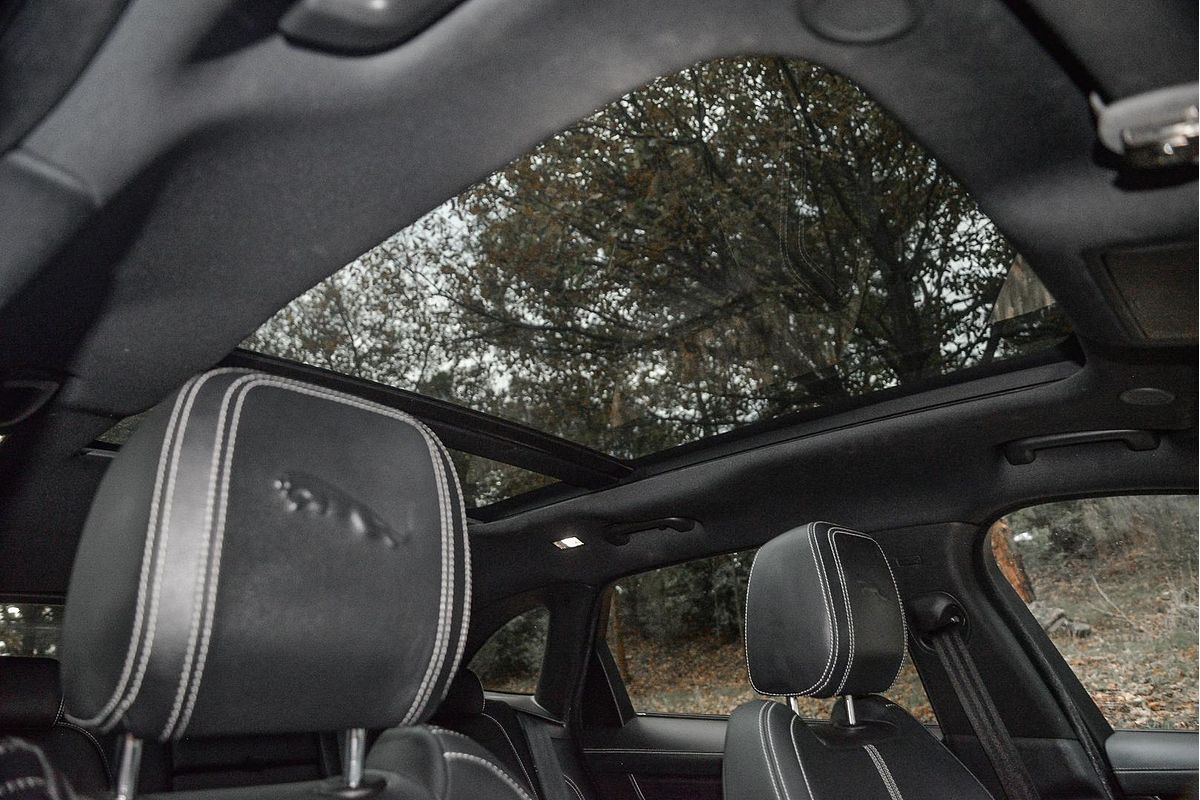 2021 Jaguar F-PACE P250 R-Dynamic SE X761