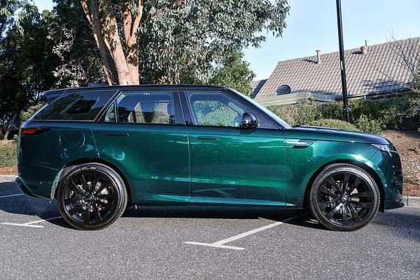 2025 Land Rover Range Rover Sport D300 Dynamic SE L461