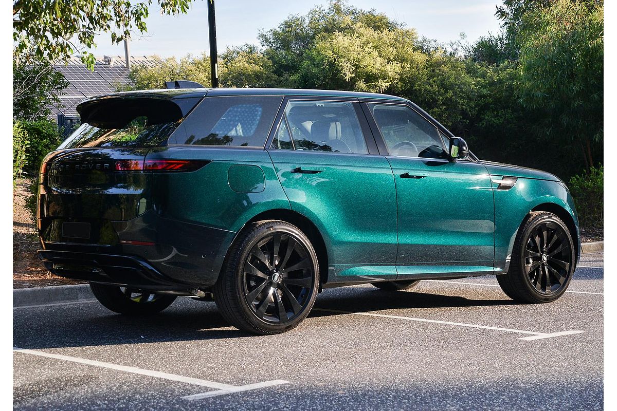 2025 Land Rover Range Rover Sport D300 Dynamic SE L461