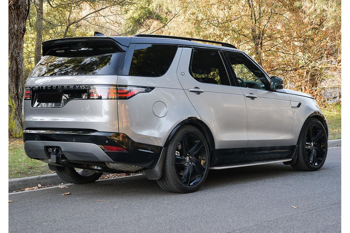 2025 Land Rover Discovery P360 Dynamic HSE Series 5