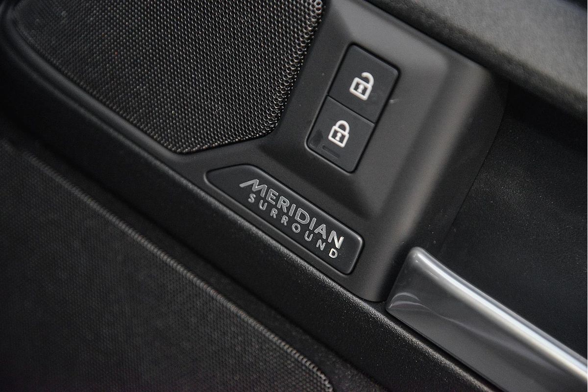 2024 Land Rover Defender 110 D350 Sedona Edition L663