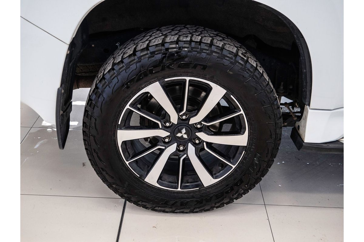 2019 Mitsubishi Pajero Sport GLS QE