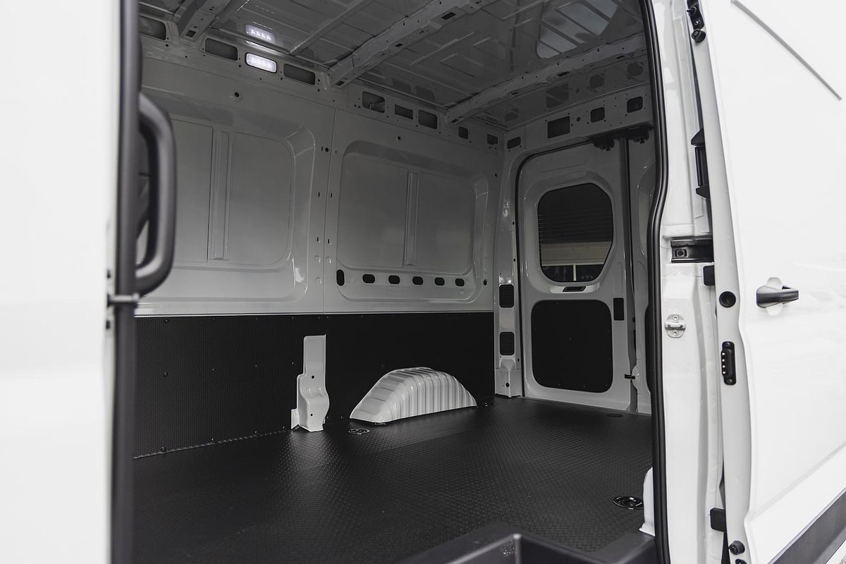 2025 LDV Deliver 9