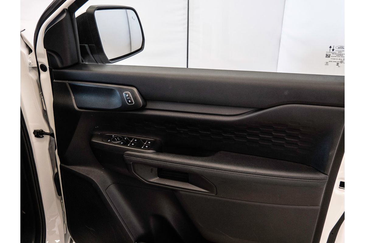 2024 Ford Everest Ambiente 2.0L