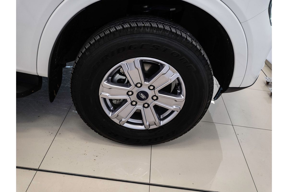 2024 Ford Everest Ambiente 2.0L