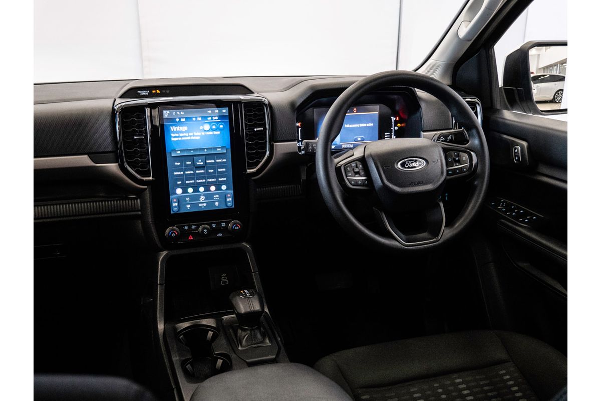 2024 Ford Everest Ambiente 2.0L