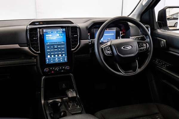 2024 Ford Everest Ambiente 2.0L