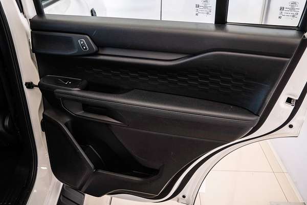 2024 Ford Everest Ambiente 2.0L