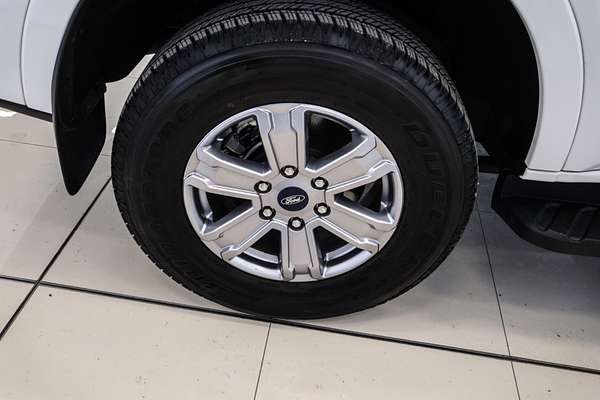 2024 Ford Everest Ambiente 2.0L