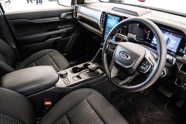 2024 Ford Everest Ambiente 2.0L