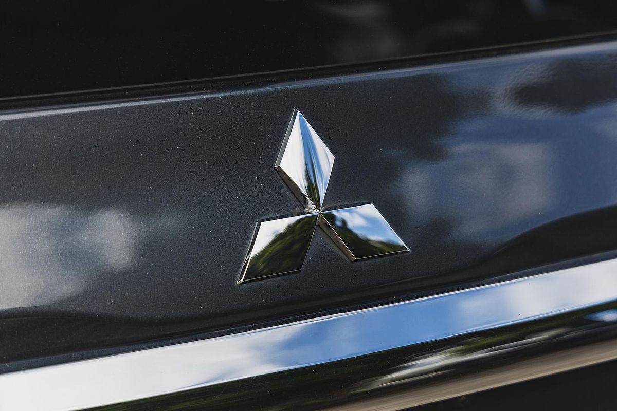 2023 Mitsubishi Pajero Sport GLS QF