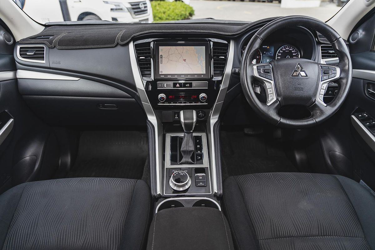2023 Mitsubishi Pajero Sport GLS QF