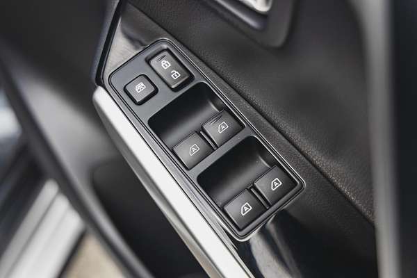 2023 Mitsubishi Pajero Sport GLS QF