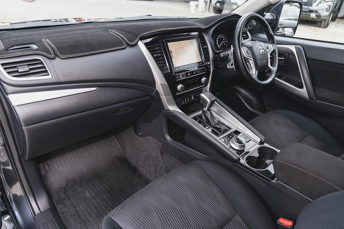 2023 Mitsubishi Pajero Sport GLS QF