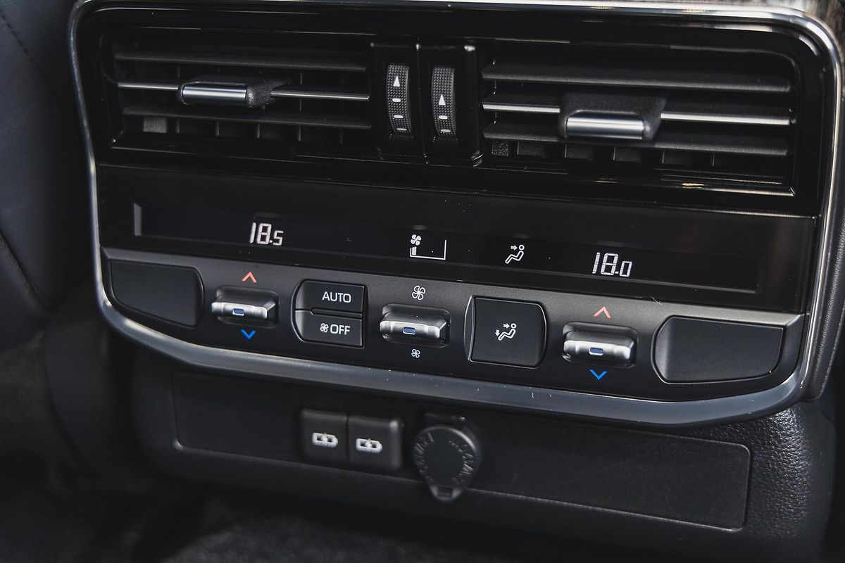 2022 Toyota Landcruiser VX FJA300R