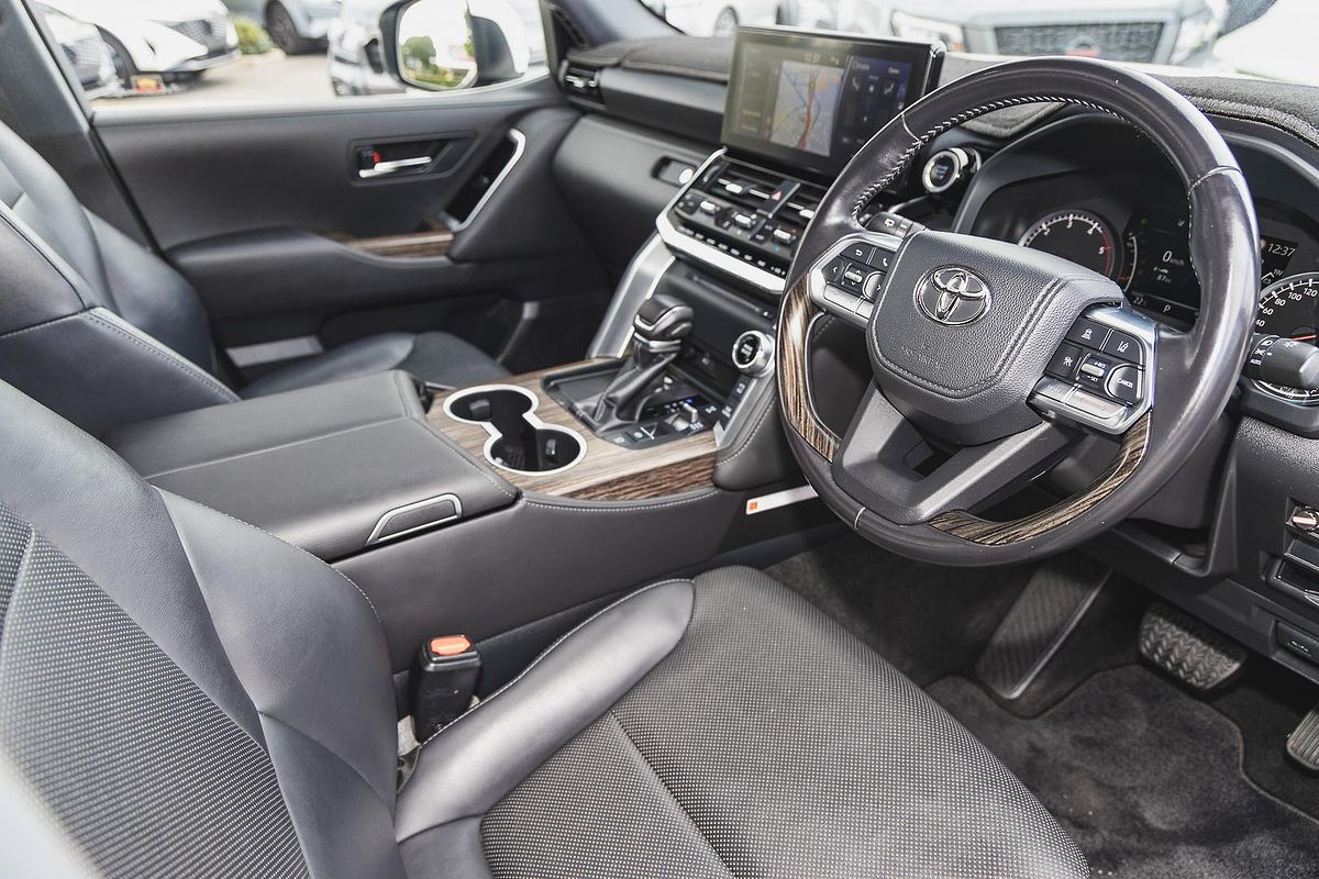 2022 Toyota Landcruiser VX FJA300R