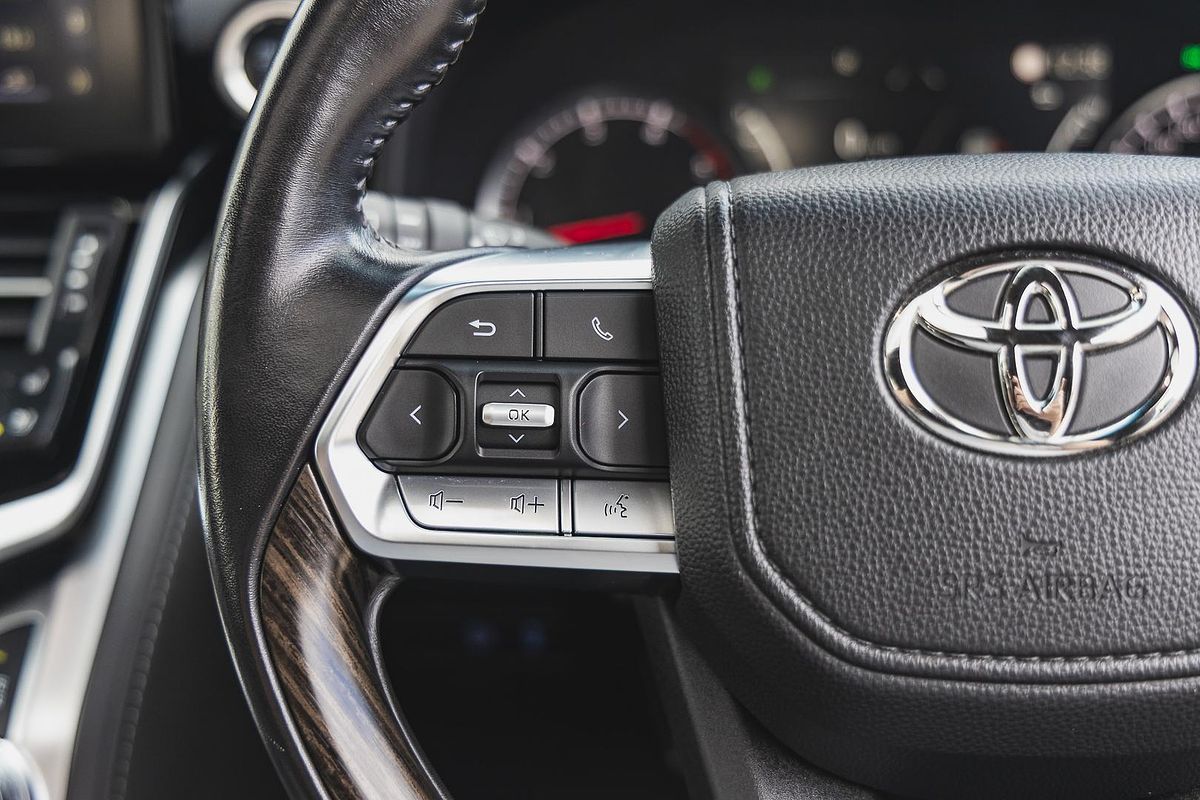 2022 Toyota Landcruiser VX FJA300R