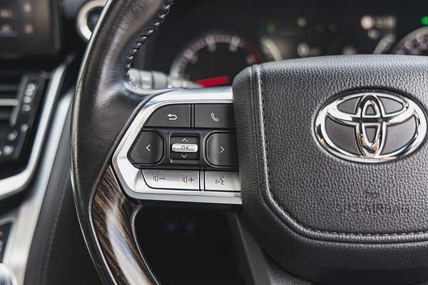 2022 Toyota Landcruiser VX FJA300R