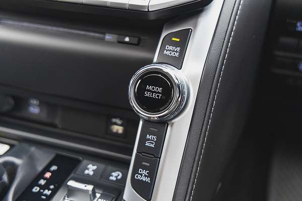 2022 Toyota Landcruiser VX FJA300R