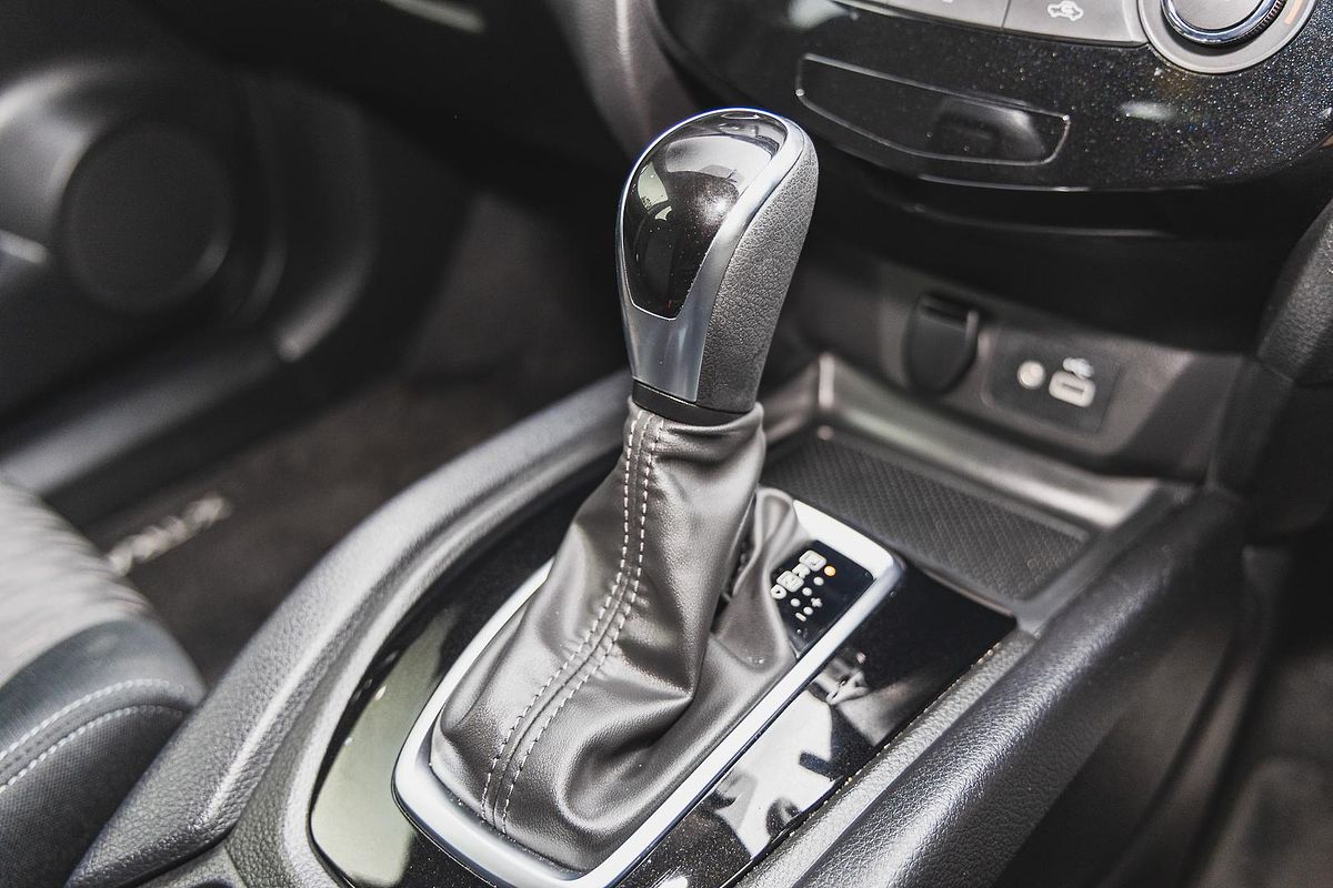 2022 Nissan X-TRAIL ST T32
