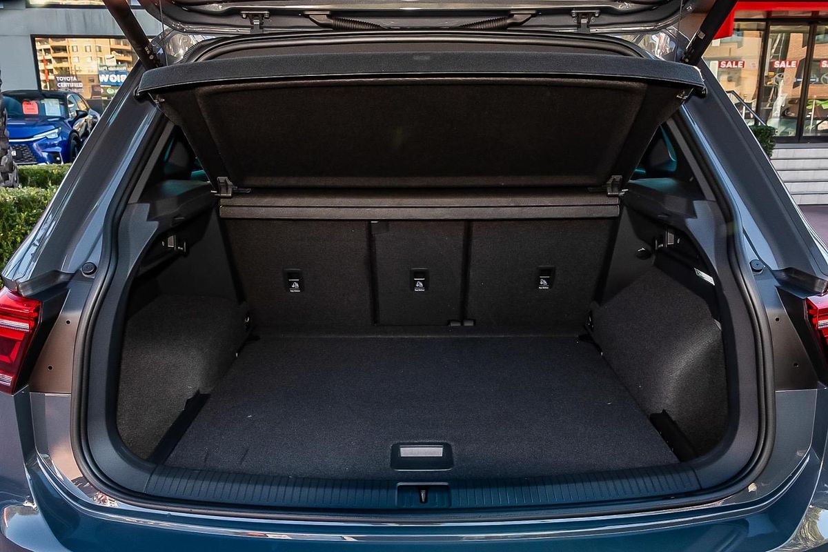 2022 Volkswagen Tiguan 162TSI R-Line 5N