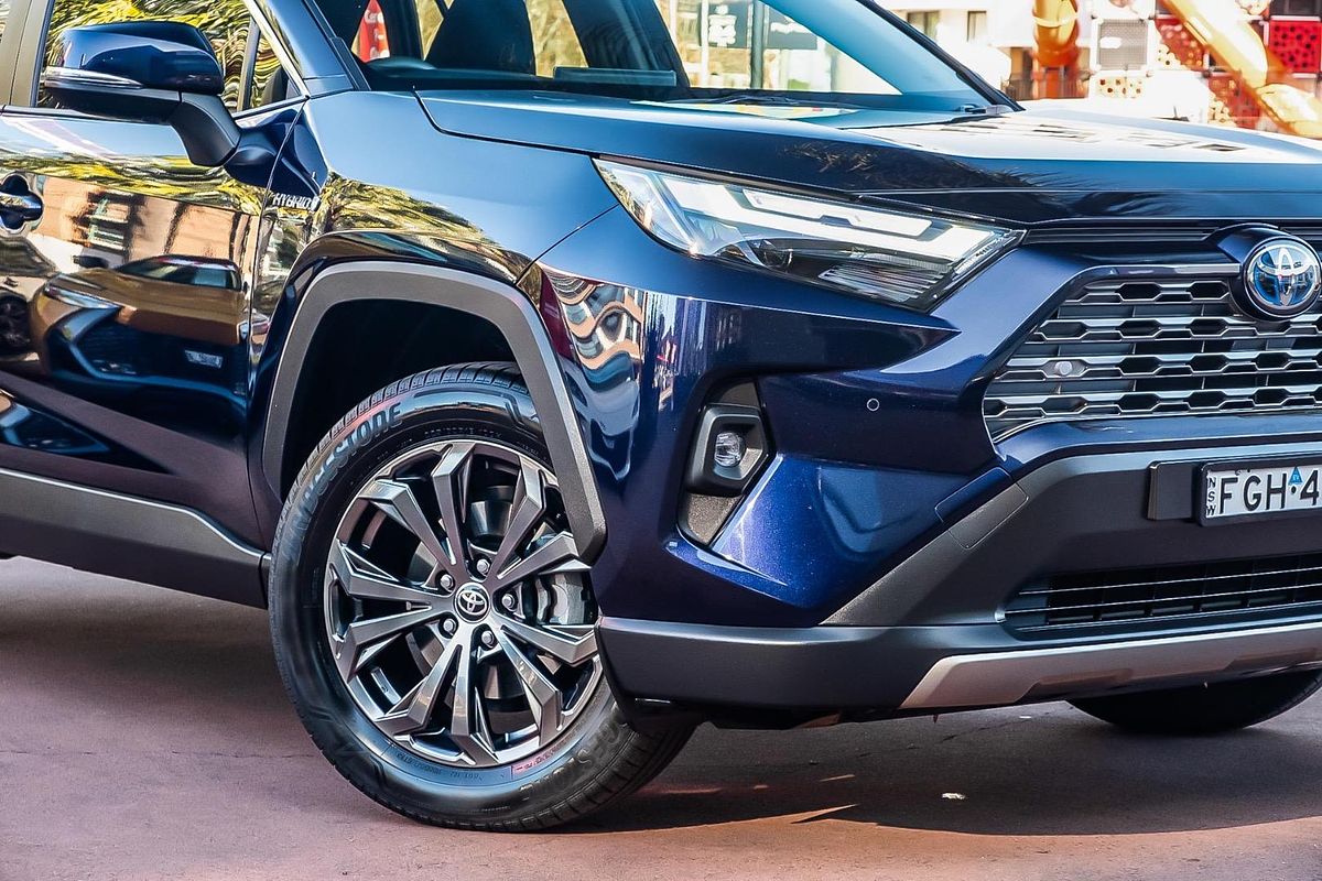 2024 Toyota RAV4 GXL AXAH52R