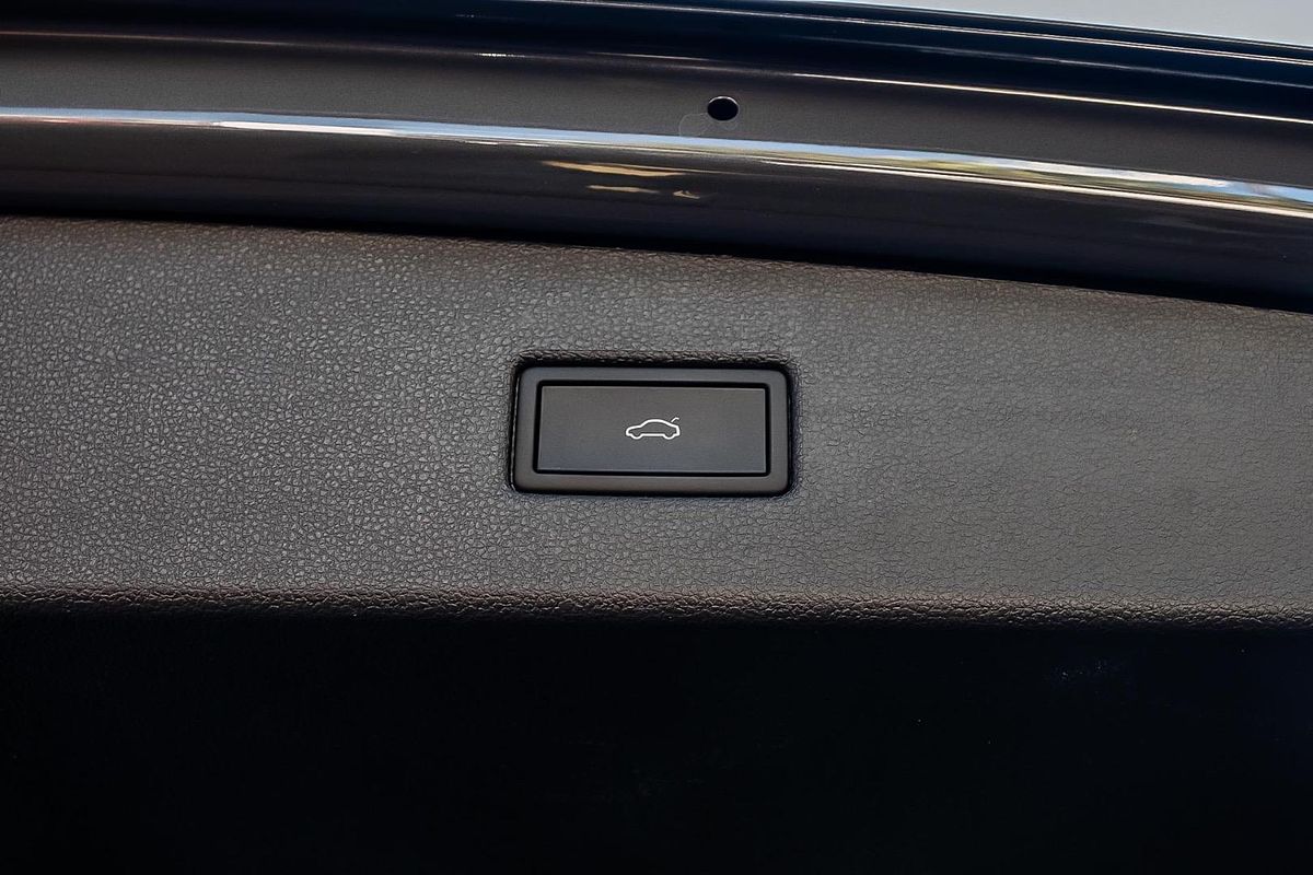 2022 Volkswagen Tiguan 162TSI R-Line 5N