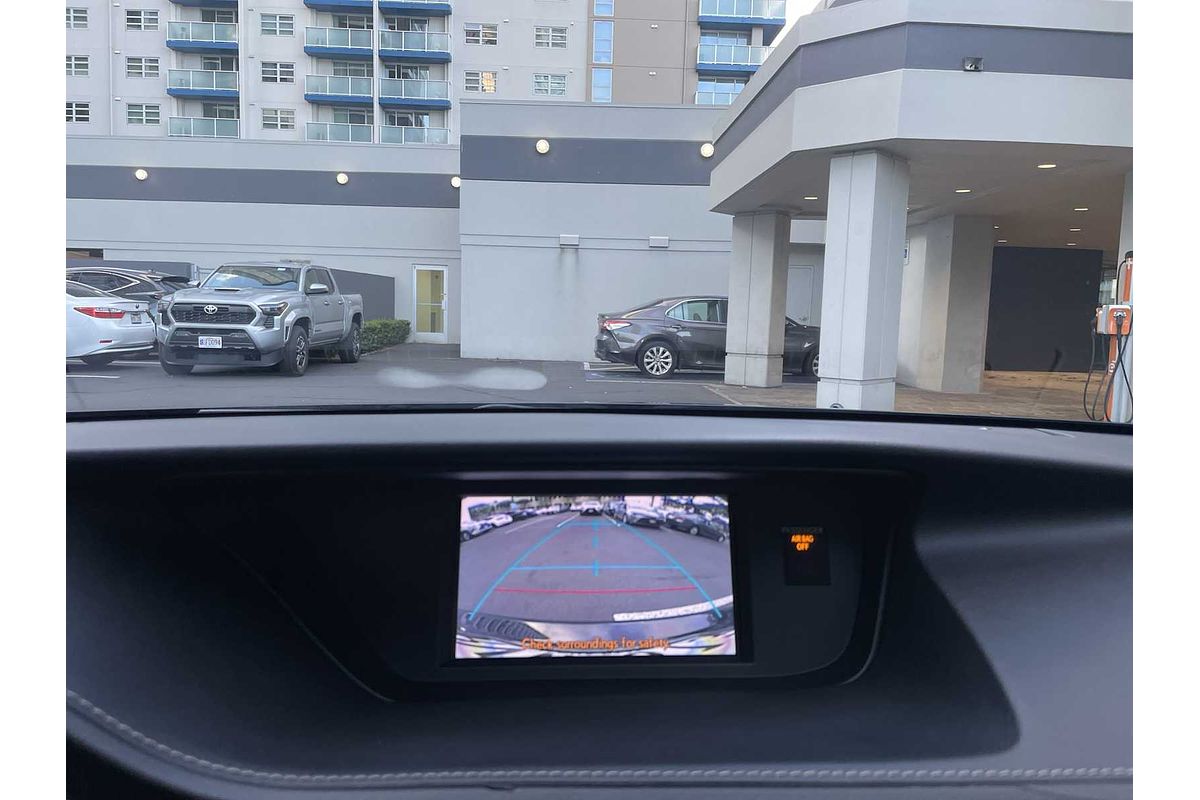 2013 Lexus ES 4dr Sdn
